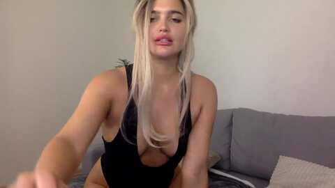 giannagem @ myfreecams on 20230906