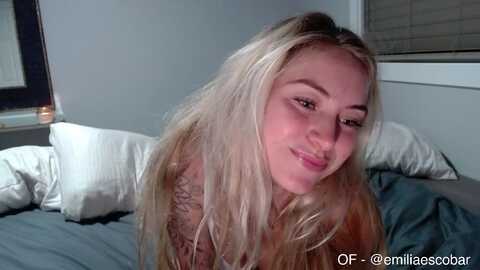 lovelyemilia @ myfreecams on 20230906