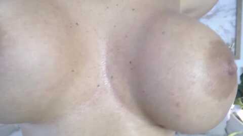 marrylouanne @ myfreecams on 20230906