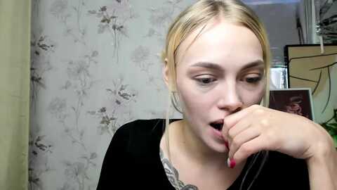 sindyysweet @ myfreecams on 20230908
