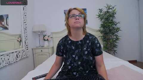 milagrace @ myfreecams on 20230909