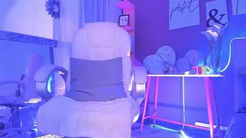 genesis_wells @ myfreecams on 20230910