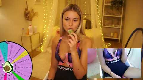 aurora_sweet @ myfreecams on 20230911