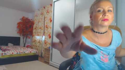 merlyn4u @ myfreecams on 20230911