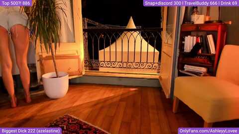 ashleyylovee @ myfreecams on 20230912