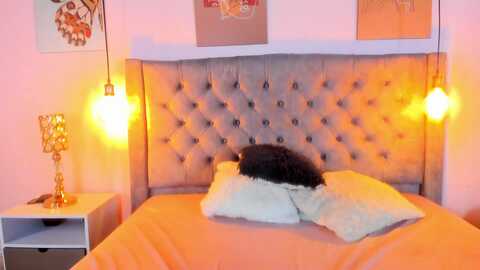 emma_park @ myfreecams on 20230912