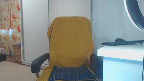 merlyn4u @ myfreecams on 20230912