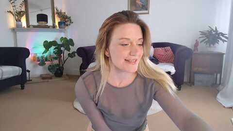 daisychainedx @ myfreecams on 20230913