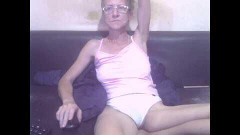 sexygeny @ myfreecams on 20230915