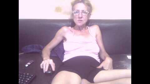 sexygeny @ myfreecams on 20230915