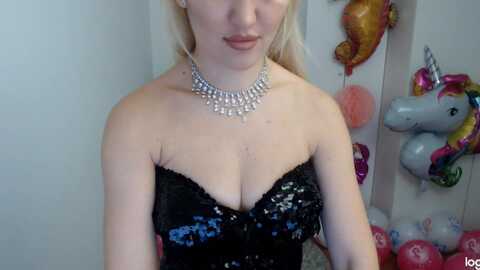 autumnjewel @ myfreecams on 20230916