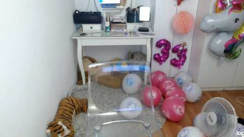 autumnjewel @ myfreecams on 20230916