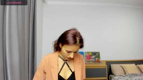 lovelymirra @ myfreecams on 20230916