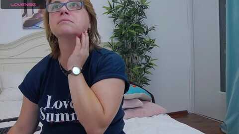 milagrace @ myfreecams on 20230916