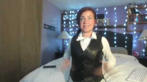 nikibutterfly @ myfreecams on 20230916