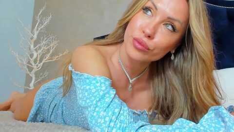 ana_hamsa @ myfreecams on 20230917