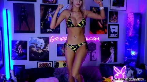 house_of_g @ myfreecams on 20230917