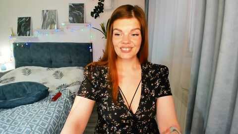 alysanightsky @ myfreecams on 20230918