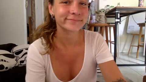 qi_ra @ myfreecams on 20230919