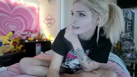 duckchan0 @ myfreecams on 20230920