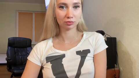 miss_sylvia @ myfreecams on 20230920
