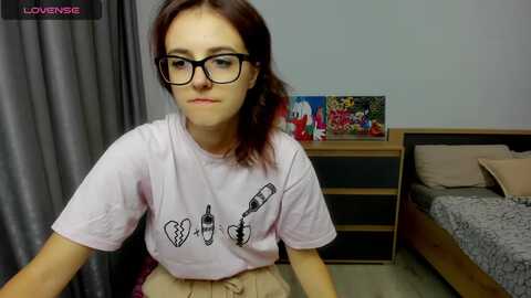 lovelymirra @ myfreecams on 20230922