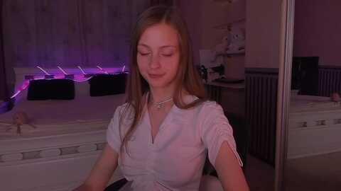 luisa_baker @ myfreecams on 20230922