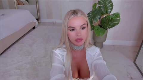 maya_di @ myfreecams on 20230922