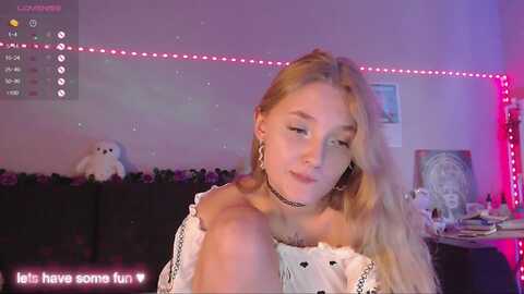 sweetmimia @ myfreecams on 20230922