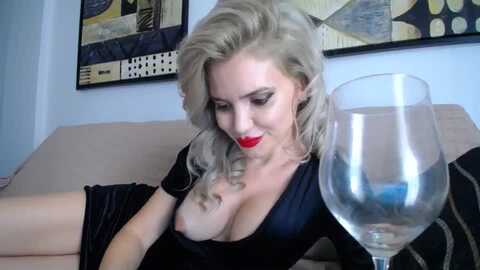 woww_ @ myfreecams on 20230922