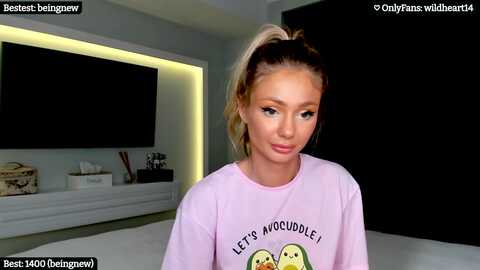 yveline @ myfreecams on 20230922