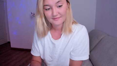 fire_ice_emma @ myfreecams on 20230923