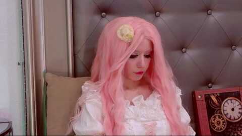 freyagold @ myfreecams on 20230923