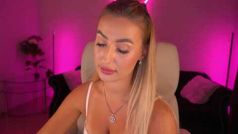 lia__angel @ myfreecams on 20230924