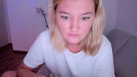 fire_ice_emma @ myfreecams on 20230925