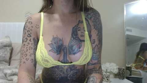 juliabond @ myfreecams on 20230925