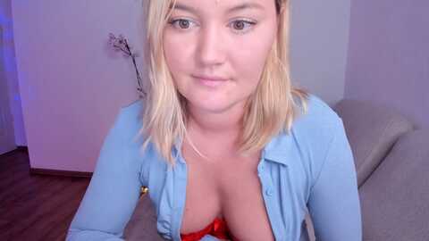 fire_ice_emma @ myfreecams on 20230928