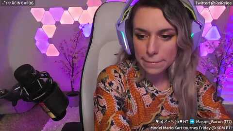 reige @ myfreecams on 20230928