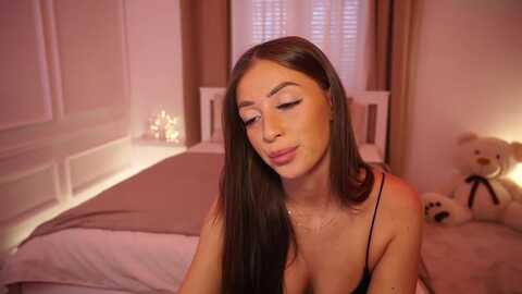 emma_ruby @ myfreecams on 20230929