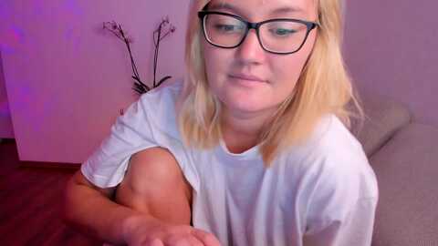 fire_ice_emma @ myfreecams on 20231002