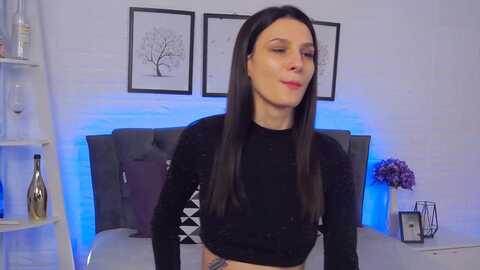krissdevis @ myfreecams on 20231002