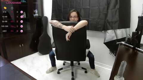 bunnynextdoor @ myfreecams on 20231003