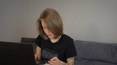 keepspark @ myfreecams on 20231003