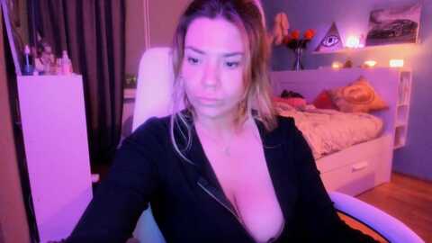 nickyblein @ myfreecams on 20231003