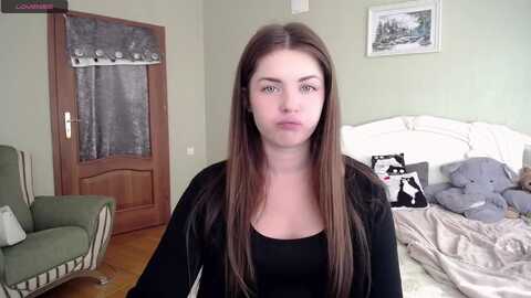 miriam_mills @ myfreecams on 20231004