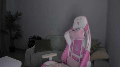 euphoriadance @ myfreecams on 20231006