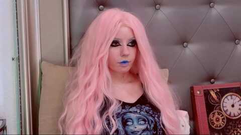 freyagold @ myfreecams on 20231006