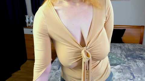 sofiareginald @ myfreecams on 20231006