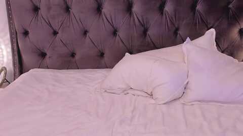 lenalively @ myfreecams on 20231007