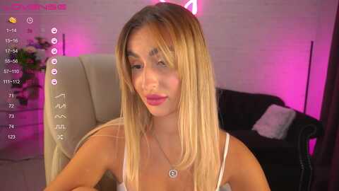 lia__angel @ myfreecams on 20231007